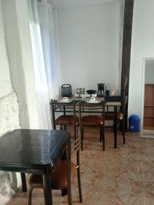Private room for 4 people, Casa Oasis Galapagos