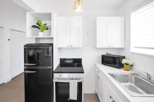 Stylish and spacious apartment near Brickell #8