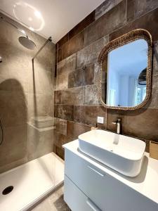 Urban Charm 6 people near dowtown with air Conditioning & Netflix