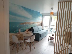 Studio - Balcon plein sud - Plage à 100m