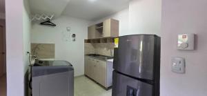 Apartamento Con Piscina Cerca Al Aeropuerto