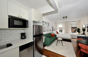 The Sutton Vibe 8710