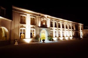 4 stern hotel Château De Cocove Recques-sur-Hem Frankreich