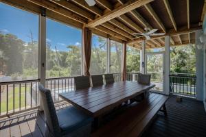 Blue Horizon by Oak Island Accommodations