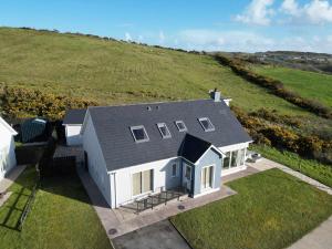 4 Bedroom House By Travel Lets Self Catering Accommodation Rossnowlagh Near Beach