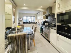 5 Bedroom House in Sutton Coldfield, Birmingham