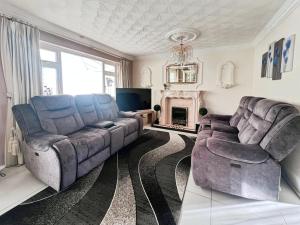 5 Bedroom House in Sutton Coldfield, Birmingham