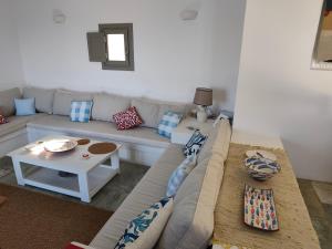 Remvi Main House