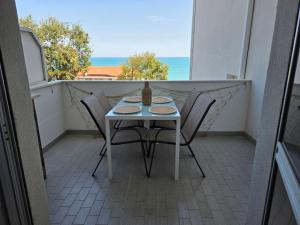 Pubble beach apartment