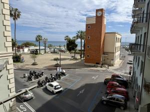 HOST4U - Casa Teresa Apartment front Beaches in Imperia City Centre