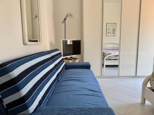 HOST4U - VYdo Apartment in Porto Maurizio, Imperia