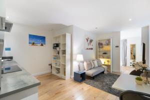 Clapham North Hideaway