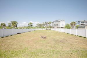 Changes In LAttitude by Oak Island Accommodations