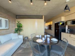 Spacious Loft with View and Balcony in Midtown Providencia 702