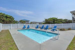 Coast is Clear by Oak Island Accommodations