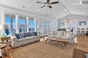 Coast is Clear by Oak Island Accommodations