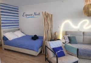 Loft 40m climatisé - Gare St-Roch - Plages 15min