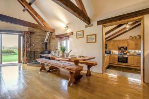 4 Bed in Wadebridge oc-t34227