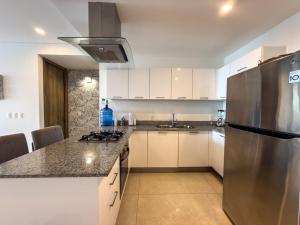 Dream Vacations At Camino Al Mar With Ocean View