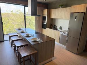 PH 3-Bedroom Private Pool in TUK