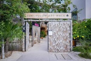 PH 3-Bedroom Private Pool in TUK