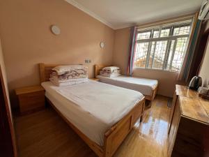 아바 Emma's Guesthouse 호텔 스위트룸