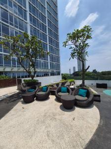 Cozy 1BR UResidence 2 by REJA Essentials