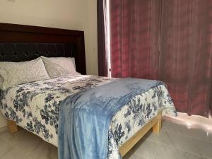 Very comfortable room for 2 people, 5 minutes from the fair