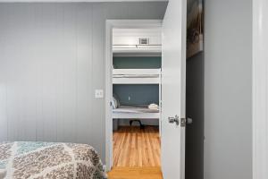 New Listing - Spring Discounts Beach View Condo