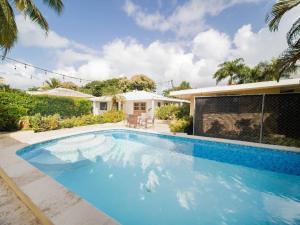 2BR 2BTH w KING SIZE BED Private Pool in Sosua