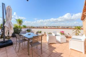 Attico panoramico con grande terrazza