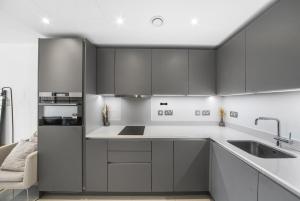 Blackfriars Road Collection 1B1B