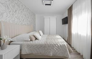 Awesome Home In Vodice