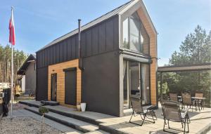Gorgeous Home In Lubicz With Wifi