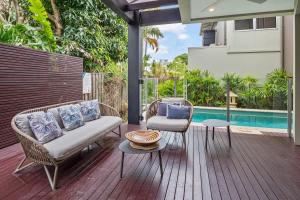 Modern airy duplex steps to River heated pool
