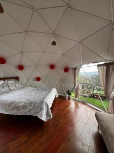 DOMO Roca Glamping Suesca