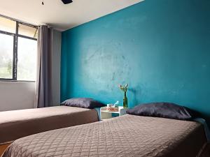 Habitación individual con baño cerca al Parque San José