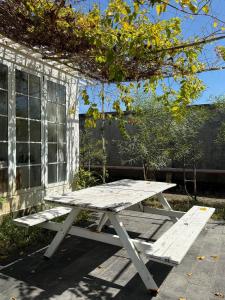 Villa biển kê gà với hồ bơi tràn bờ riêng tư