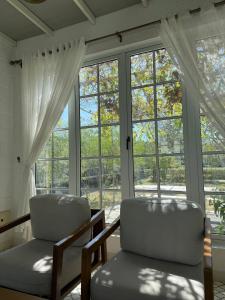 Villa biển kê gà với hồ bơi tràn bờ riêng tư