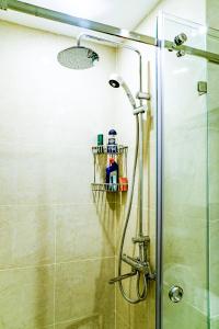 RIVER GATE RESIDENT 151-155 Bến Vân Đồn Q4