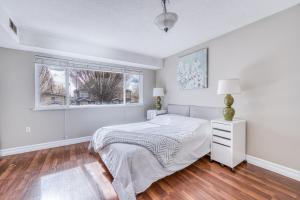 Cozy stay Near YVR 1Bed Sofa bed sleep4