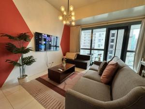 2BR One Uptown Residences near Uptown Mall, Mitsukoshi, and Restaurants