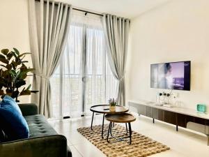Jeff & Ricky Homestay 77@ Armadale Residence