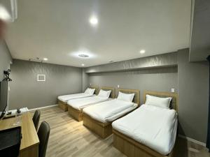 Ruka Tennoji Hotel - Vacation STAY 00690v