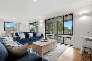 저비스 베이 Berry Beach House - Spacious Dual Living Retreat in Vincentia 3 Mins Walk to the Beach 싱글룸 객실