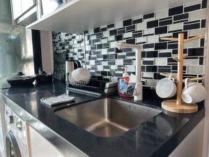 BKK Oasis Stylish Cozy Condo near MRT 200m