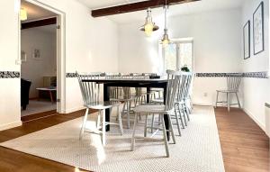 5 Bedroom Pet Friendly Home In Sjöbo