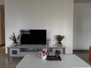 Comfortable 3 BR Seaview Next to Okada Casino Manila Airports MOA