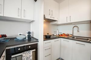 Lake View Terrace Over The Borromean Isla - Happy Rentals