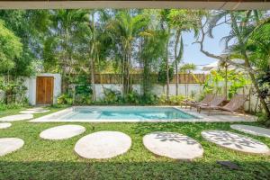 Berapi by EVDEkimi - Spacious Villa with Huge Pool in Ubud